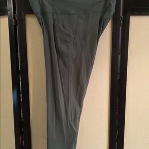 Lululemon Fast and Free 3/4 Crop Olive color